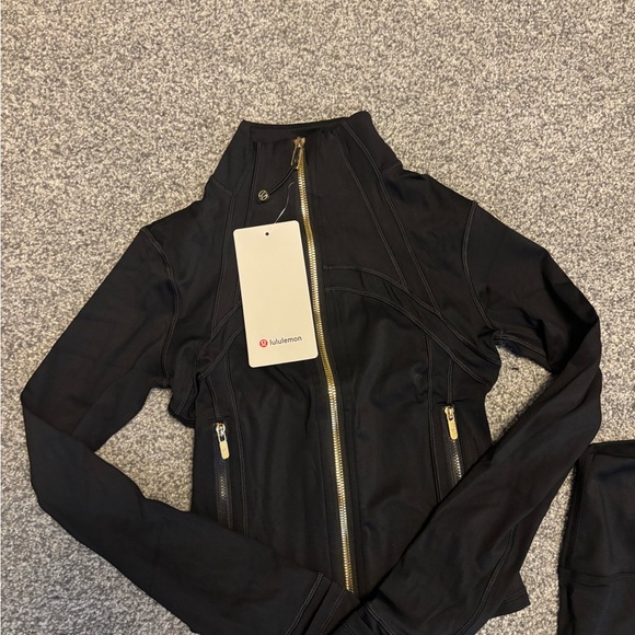 lululemon athletica Black Women's Define Set - Picture 2 of 5